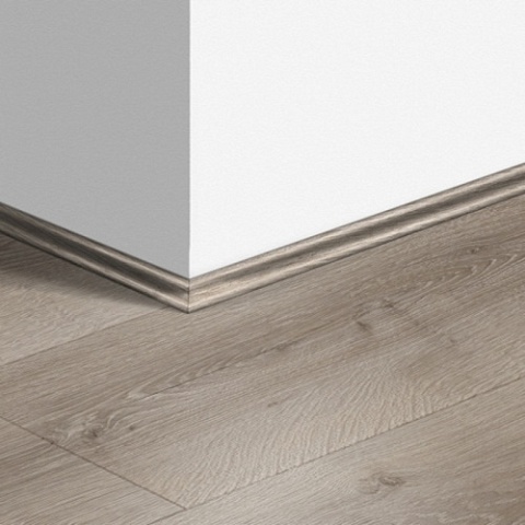Плинтус Скоция Quick Step QSSCOT 17x17х2400/ 03552 (фото 1)
